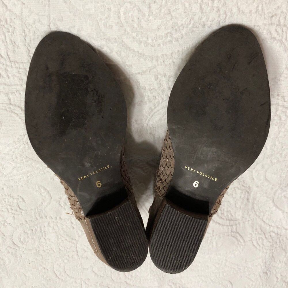 Very Volatile Booties Size 6 Basket Weave Taupe M… - image 6